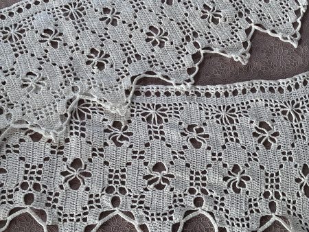 Gehaakt val gordijntje